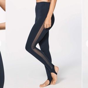 NWOT Lululemon Adore Your Core Tight (28’)